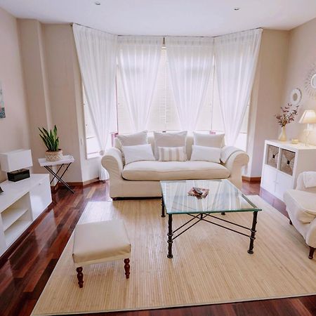 Rias Baixas En Ribeira Piso Centrico Con Parking Y Wifi Daire Dış mekan fotoğraf